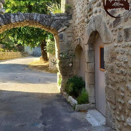 Le Clos Du Rempart - 2 A 4 Pers. Saint-Restitut Kültér fotó