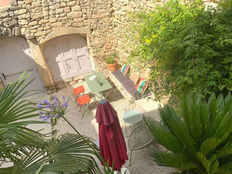Le Clos Du Rempart - 2 A 4 Pers. Saint-Restitut Kültér fotó
